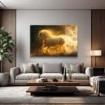 Şahlanan Altın Enerji Atı: Güç ve Özgürlük Temalı Modern Cam Tablo Duvar Dekoru cam tablo, duvar sanatı, modern dekorasyon, soyut sanat, cam sanat eserleri, iç mekan dekorasyonu, ofis dekorasyonu, ev dekorasyonu, restoran dekorasyonu, cafe dekorasyonu, cam baskı, UV baskı, estetik duvar sanatı