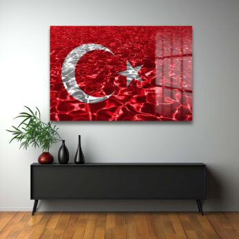 Dalgalanan Ay Yıldız: Türk Bayrağı Temalı Kırılmaz Cam Tablo - Glazella Dalgalanan Ay Yıldız: Türk Bayrağı Temalı Kırılmaz Cam Tablo - Glazella