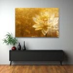 Altın Lotus Zarafeti: Lüks Dekoratif Cam Tablo Duvar Dekoru cam tablo, duvar sanatı, modern dekorasyon, soyut sanat, cam sanat eserleri, iç mekan dekorasyonu, ofis dekorasyonu, ev dekorasyonu, restoran dekorasyonu, cafe dekorasyonu, cam baskı, UV baskı, estetik duvar sanatı