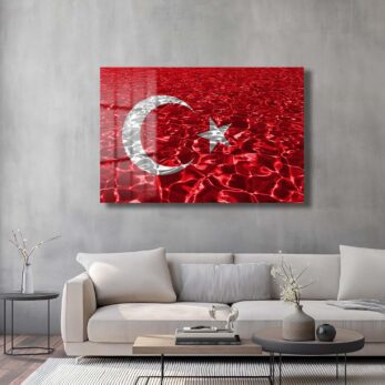 Dalgalanan Ay Yıldız: Türk Bayrağı Temalı Kırılmaz Cam Tablo - Glazella Dalgalanan Ay Yıldız: Türk Bayrağı Temalı Kırılmaz Cam Tablo - Glazella