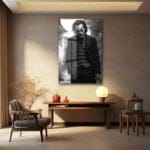 Joker'in Gölgesi: Dramatik Monokrom Cam Tablo Duvar Dekoru cam tablo, duvar sanatı, modern dekorasyon, soyut sanat, cam sanat eserleri, iç mekan dekorasyonu, ofis dekorasyonu, ev dekorasyonu, restoran dekorasyonu, cafe dekorasyonu, cam baskı, UV baskı, estetik duvar sanatı