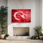 Gururla Dalgalanan Ay Yıldız: Türk Bayrağı Cam Tablo Duvar Dekoru cam tablo, duvar sanatı, modern dekorasyon, soyut sanat, cam sanat eserleri, iç mekan dekorasyonu, ofis dekorasyonu, ev dekorasyonu, restoran dekorasyonu, cafe dekorasyonu, cam baskı, UV baskı, estetik duvar sanatı