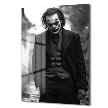 Joker'in Gölgesi: Dramatik Monokrom Cam Tablo - Glazella Joker'in Gölgesi: Dramatik Monokrom Cam Tablo - Glazella
