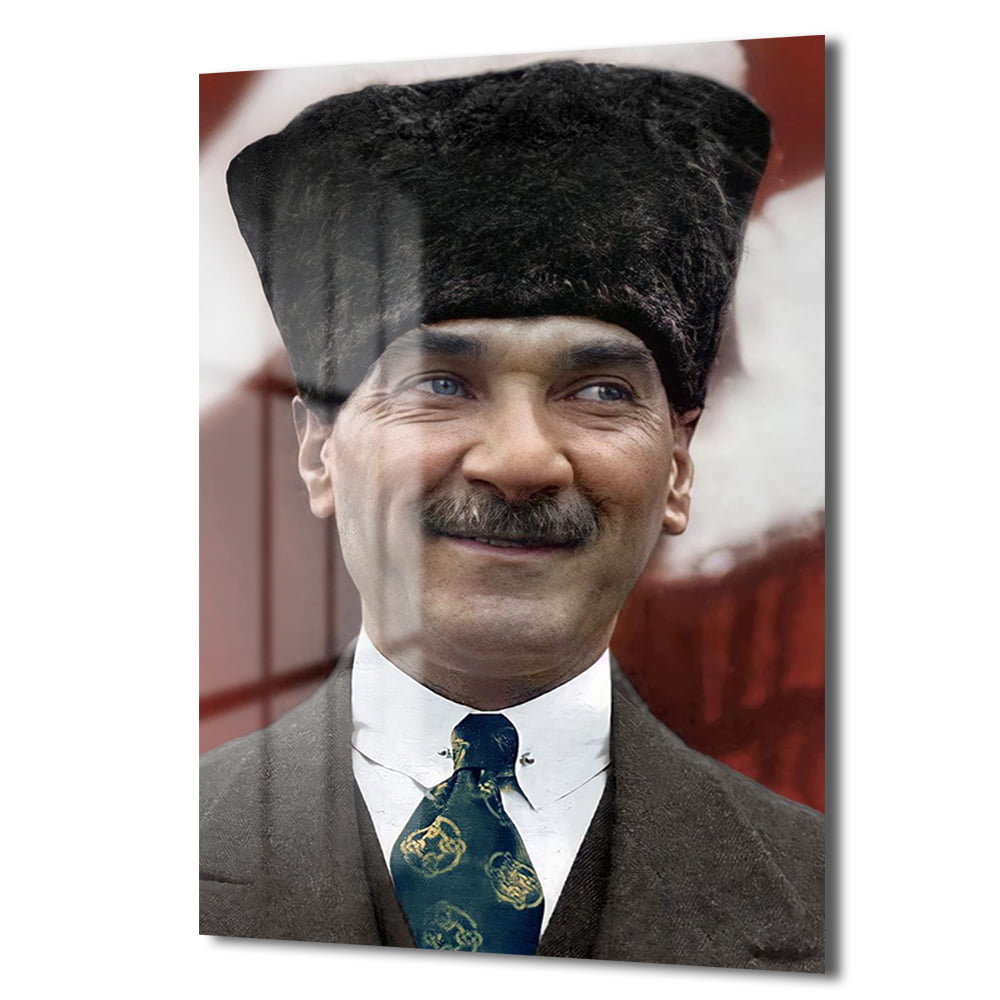 Atatürk'ün Zamansız Gülüşü: Liderlik Ruhu Cam Tablo Duvar Dekoru cam tablo, duvar sanatı, modern dekorasyon, soyut sanat, cam sanat eserleri, iç mekan dekorasyonu, ofis dekorasyonu, ev dekorasyonu, restoran dekorasyonu, cafe dekorasyonu, cam baskı, UV baskı, estetik duvar sanatı