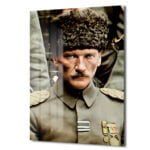 Atatürk'ün Güçlü Bakışı: Lider Ruhu Yansıtan Temperli Cam Tablo Duvar Dekoru cam tablo, duvar sanatı, modern dekorasyon, soyut sanat, cam sanat eserleri, iç mekan dekorasyonu, ofis dekorasyonu, ev dekorasyonu, restoran dekorasyonu, cafe dekorasyonu, cam baskı, UV baskı, estetik duvar sanatı