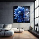 Derin Mavi Çiçek: Mistik Soyut Temperli Cam Tablo Duvar Dekoru cam tablo, duvar sanatı, modern dekorasyon, soyut sanat, cam sanat eserleri, iç mekan dekorasyonu, ofis dekorasyonu, ev dekorasyonu, restoran dekorasyonu, cafe dekorasyonu, cam baskı, UV baskı, estetik duvar sanatı