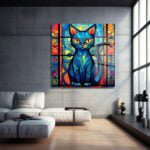 Gizemli Vitray Kedi: Sanatsal Temperli Cam Tablo Duvar Dekoru cam tablo, duvar sanatı, modern dekorasyon, soyut sanat, cam sanat eserleri, iç mekan dekorasyonu, ofis dekorasyonu, ev dekorasyonu, restoran dekorasyonu, cafe dekorasyonu, cam baskı, UV baskı, estetik duvar sanatı