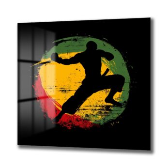 Dinamik Dövüş Sanatları Silüeti: Enerji Dolu Reggae Temalı Cam Tablo - Glazella