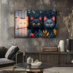 Gizemli Gözler: Üç Kedi Arkadaş Temperli Cam Tablo Duvar Dekoru Gizemli Gözler: Üç Kedi Arkadaş Temperli Cam Tablo Dekoratif Cam Tablo