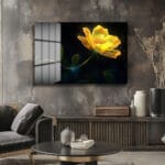 Altın Işıltılı Efsunlu Çiçek: Modern Temperli Cam Tablo Duvar Dekoru Altın Işıltılı Efsunlu Çiçek: Modern Temperli Cam Tablo Dekoratif Cam Tablo