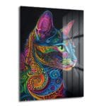 Canlı Renklerin Dansı: Psychedelic Kedi Desenli Temperli Cam Tablo Duvar Dekoru Canlı Renklerin Dansı: Psychedelic Kedi Desenli Temperli Cam Tablo, siyah zemin üzerinde mor, mavi, yeşil, sarı ve pembe canlı tonlarda, modern ve soyut psychedelic kedi desenine sahip, dayanıklı temperli camdan üretilmiş dekoratif bir duvar sanatı.