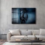 Asil Güç: Siyah At Koşusu Modern Cam Tablo Dekoratif Cam Tablo