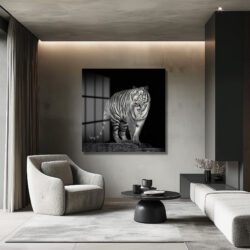 Beyaz Kaplanın Büyüleyici Bakışları Cam Tablo Duvar Dekoru Beyaz Kaplanın Büyüleyici Bakışları Cam Tablo Dekoratif Cam Tablo