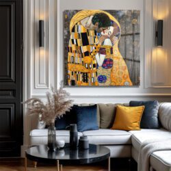 Aşkın Altın Dokunuşu: Gustav Klimt Öpücük Cam Tablo Duvar Dekoru Aşkın Altın Dokunuşu: Gustav Klimt Öpücük Cam Tablo Dekoratif Cam Tablo