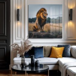 Aslanın Heybeti: Safari Ruhu Cam Tablo Duvar Dekoru Aslanın Heybeti: Safari Ruhu Cam Tablo Dekoratif Cam Tablo