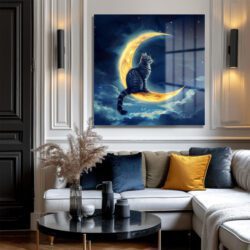 Ayda Oturan Kedi Temalı Büyüleyici Cam Tablo Duvar Dekoru Ayda Oturan Kedi Temalı Büyüleyici Cam Tablo Dekoratif Cam Tablo