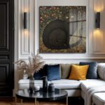 Kara Kedinin Gizemli Bahçesi: Art Nouveau Tarzı Temperli Cam Tablo Duvar Dekoru Kara Kedinin Gizemli Bahçesi: Art Nouveau Tarzı Temperli Cam Tablo Dekoratif Cam Tablo