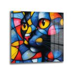 Mozaik Kedi Dansı: Canlı Renkli Soyut Temperli Cam Tablo, modern bir ev veya ofis dekorasyonu için canlı renklerde soyut mozaik kedi figürü içeren dayanıklı temperli cam duvar sanatı.