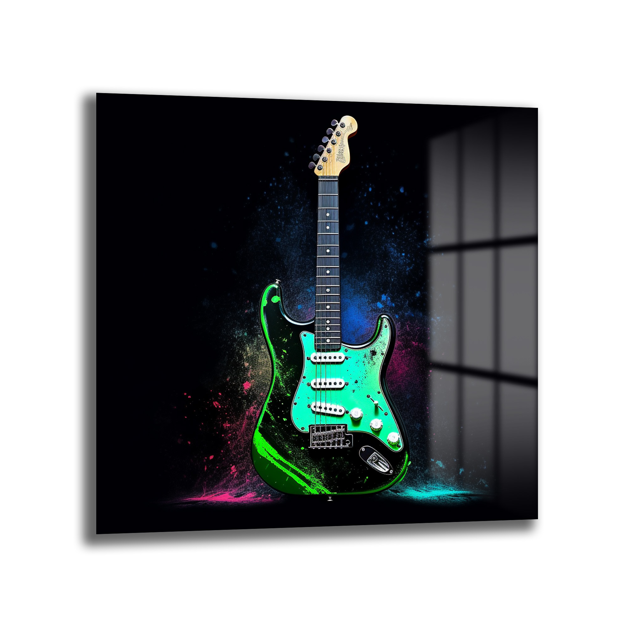 Elektro Gitar Sanat Cam Tablo - Rock Ruhunu Yansıt Duvar Dekoru Koyu arka plan üzerinde neon yeşili ve siyah renkli, etrafında canlı pembe, mavi ve yeşil boya sıçramaları olan modern bir elektro gitarın yer aldığı cam tablo.