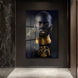 Altın Işıltılı Asalet: Modern Afrika Kraliçesi Cam Tablo Dekoratif Cam Tablo