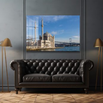 İstanbul'un Kalbinden: Ortaköy Camii ve Boğaz Köprüsü Cam Tablo - Glazella