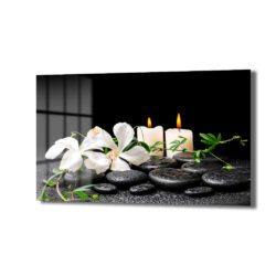 Zen Bahçesi: Beyaz Çiçekler ve Mumlar Temalı Dekoratif Cam Tablo Duvar Dekoru Zen Bahçesi: Beyaz Çiçekler ve Mumlar Temalı Dekoratif Cam Tablo Dekoratif Cam Tablo