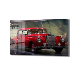 Kızıl Efsane: Vintage Mercedes Klasik Araba Cam Tablo Duvar Dekoru Kızıl Efsane: Vintage Mercedes Klasik Araba Cam Tablo Dekoratif Cam Tablo