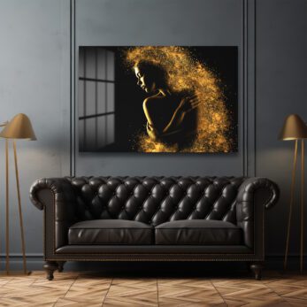 Altın Parıltılı Transformasyon: Ethereal Kadın Figürlü Modern Cam Tablo - Glazella Altın Parıltılı Transformasyon: Ethereal Kadın Figürlü Modern Cam Tablo - Glazella