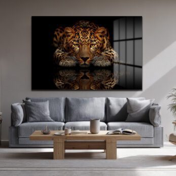 Asil Avcı: Leopar Temalı Modern Cam Tablo - Glazella Asil Avcı: Leopar Temalı Modern Cam Tablo - Glazella