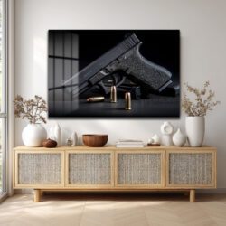 Taktik Zarafet: Glock ve Mermiler Cam Duvar Tablosu Duvar Dekoru Taktik Zarafet: Glock ve Mermiler Cam Duvar Tablosu