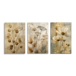 Üç parçalı, pastel tonlarda botanik temalı cam tablo seti. Solda kuru yapraklı dallar, ortada tüy gibi bitkiler ve sağda büyük, krem renkli çiçekler bulunmaktadır. Arka planlarda bej, kahverengi, gri ve hafif yeşil tonlarında dokulu yüzeyler yer alır.