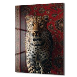 Asil Leopar ve Kırmızı Halı: Modern Dekoratif Temperli Cam Tablo Duvar Dekoru Asil Leopar ve Kırmızı Halı: Modern Dekoratif Temperli Cam Tablo