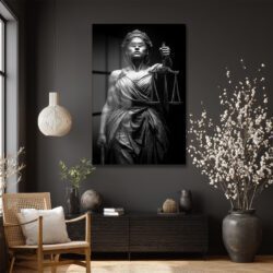 Adalet Tanrıçası Themis: Güçlü ve Modern Cam Tablo Duvar Dekoru Adalet Tanrıçası Themis: Güçlü ve Modern Cam Tablo
