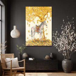 Altın Yapraklı Ginkgo ve Desenli At: Lüks Dekoratif Cam Tablo Duvar Dekoru Altın Yapraklı Ginkgo ve Desenli At: Lüks Dekoratif Cam Tablo