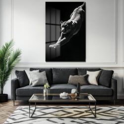 Kara Panter'in Dinamik Hareketi: Siyah Beyaz Modern Cam Tablo Duvar Dekoru Kara Panter'in Dinamik Hareketi: Siyah Beyaz Modern Cam Tablo