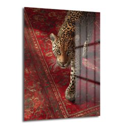 Çarpıcı Leopar Kırmızı Halı Üzerinde Cam Tablo - Glazella