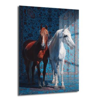 Asil Atlar ve Mavi Halı Desenli Cam Tablo - Glazella Sanat - Glazella