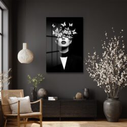 Gizemli Kelebek Kadın Modern Cam Tablo Duvar Dekoru Gizemli Kelebek Kadın Modern Cam Tablo