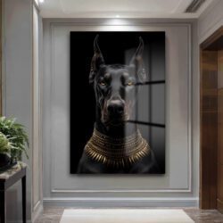 Asil Doberman Altın Yaka Cam Tablo - Güç ve Elegansın Simgesi Duvar Dekoru Asil Doberman Altın Yaka Cam Tablo - Güç ve Elegansın Simgesi
