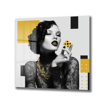 Art Deco Glamour: Altın Zar ve Gizemli Kadın Cam Tablo - Glazella