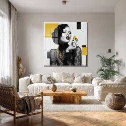Art Deco Glamour: Altın Zar ve Gizemli Kadın Cam Tablo Duvar Dekoru Art Deco Glamour: Altın Zar ve Gizemli Kadın Cam Tablo