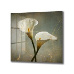 Kintsugi Calla Lily Cam Tablo: Altın Dokunuşlu Zarafet Duvar Dekoru Kintsugi Calla Lily Cam Tablo: Altın Dokunuşlu Zarafet
