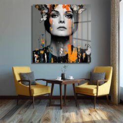 Kelebekli ve Renkli Damlalı Modern Kadın Portresi Cam Tablo