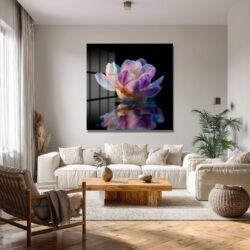 Mor Lotus Çiçeği Su Damlaları Temalı Cam Tablo Duvar Dekoru Mor Lotus Çiçeği Su Damlaları Temalı Cam Tablo