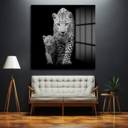 Vahşi Zarafet: Leopar Anne ve Yavru Büyüleyici Gözler Cam Tablo Duvar Dekoru Vahşi Zarafet: Leopar Anne ve Yavru Büyüleyici Gözler Cam Tablo