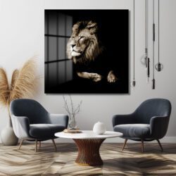Asil Aslan Bakışı Cam Tablo: Güç ve Karizmanın Yansıması Duvar Dekoru Asil Aslan Bakışı Cam Tablo: Güç ve Karizmanın Yansıması
