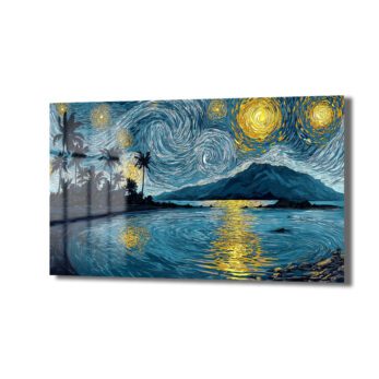 Van Gogh'un Yıldızlı Gece stilinde, mavi ve altın sarısı tonlarında, palmiye ağaçları, dağ ve yansımalı denizin yer aldığı bir tropik manzara cam tablosu. Gökyüzü ve deniz girdaplı fırça darbeleriyle işlenmiş, yıldızlar ve yansımaları parlayan altın sarısı ışıklar saçıyor.