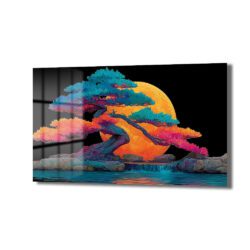 Siyah bir arka plan önünde büyük, turuncu bir dolunay ve önünde canlı renklerde (mavi, pembe, turuncu tonlarında) bir bonsai ağacı, altında küçük bir şelale ve su birikintisi olan bir cam tablo.