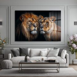 Aslan ve Dişi Aslanın Asil Bakışları Cam Tablo Duvar Dekoru Aslan ve Dişi Aslanın Asil Bakışları Cam Tablo
