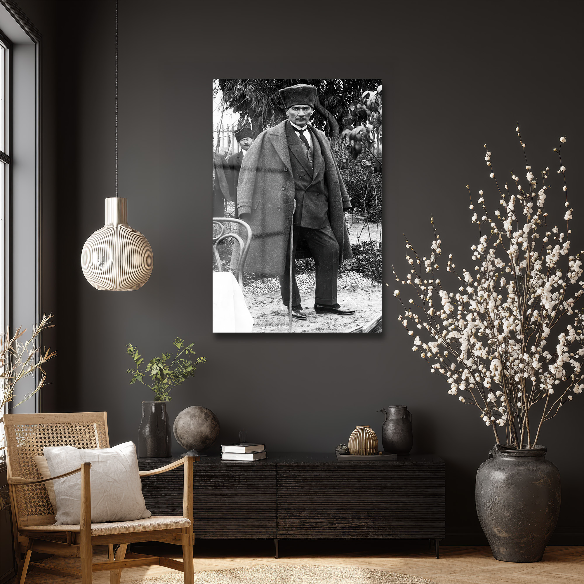 Lider Ruhu: Atatürk'ün Asil Duruşu Cam Tablo - Glazella Lider Ruhu: Atatürk'ün Asil Duruşu Cam Tablo - Glazella